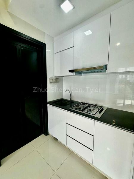 2 Bed Condo for Sale in  Loft @ Rangoon - Image 10